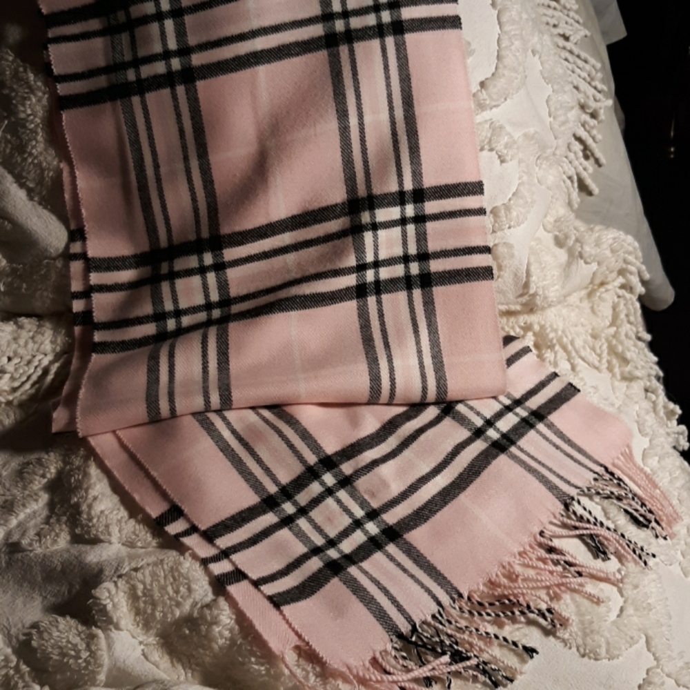 BLACK & PINK PLAID 100% Cashmere Scarf